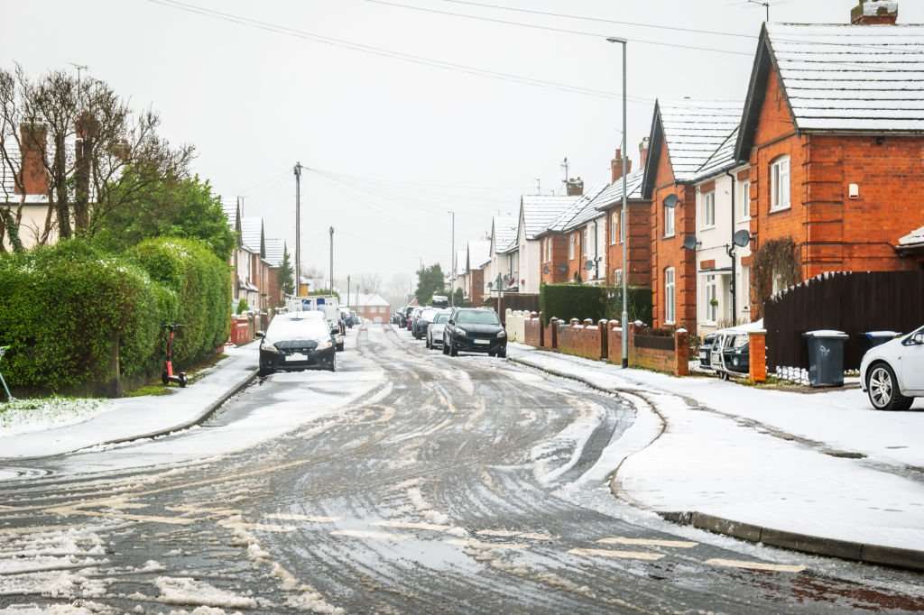 Professional winter gritting and snow clearing services in Surrey